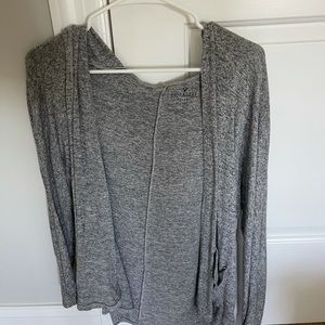 AMERICAN EAGLE CARDIGAN